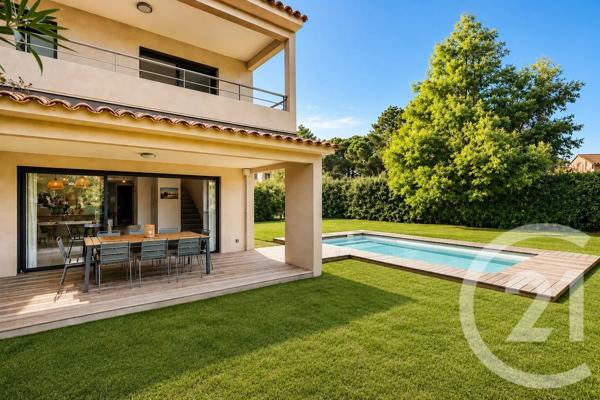 Maison à vendre  4 pièces - 108 m 2   PORTO VECCHIO  - 201