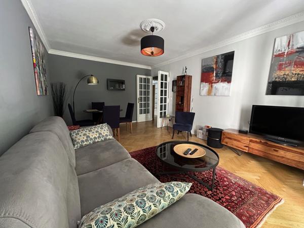 APPARTEMENT MEUBLE  / 2 CHAMBRES