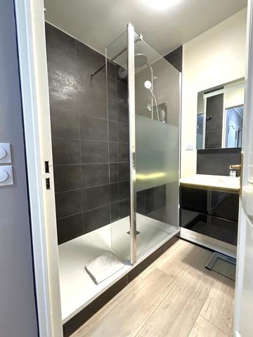 APPARTEMENT MEUBLE  / 2 CHAMBRES