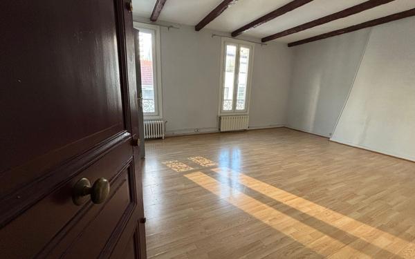 Appartement à vendre    1 pièce • 26 m2 Paris 14
