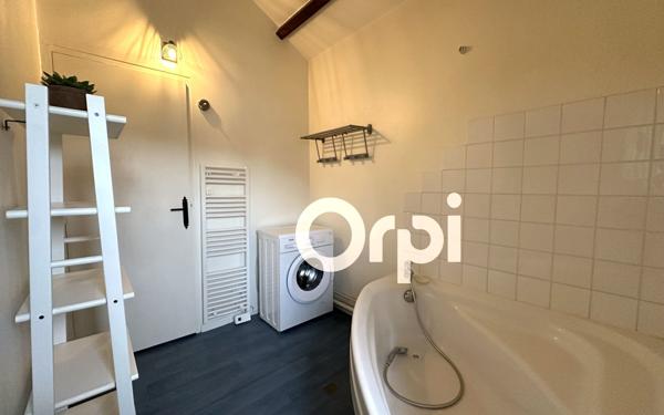 Appartement à louer    3 pièces •  Sermoise