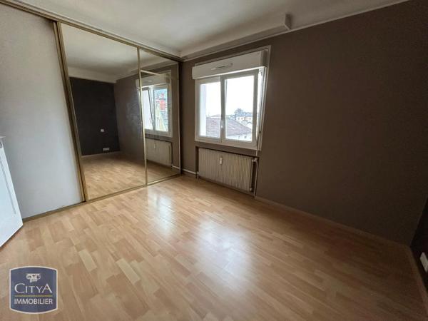 Appartement à louer 2 pièces 53.49m² Oyonnax (01100)