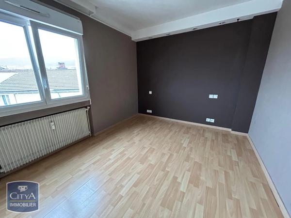 Appartement à louer 2 pièces 53.49m² Oyonnax (01100)