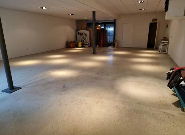 IMMEUBLE à vendre VITTEL (88) LOCAL et 2 APPARTEMENTS SPACIEUX