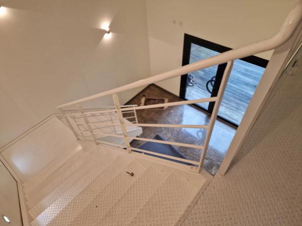 IMMEUBLE à vendre VITTEL (88) LOCAL et 2 APPARTEMENTS SPACIEUX