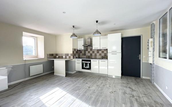 Appartement à louer    1 pièce • 44,21 m2 Limerzel
