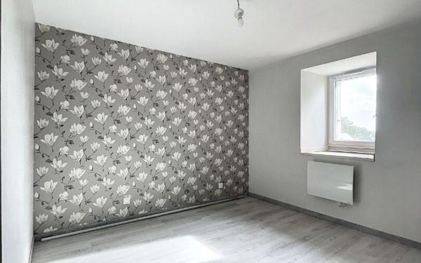 Appartement à louer    1 pièce • 44,21 m2 Limerzel