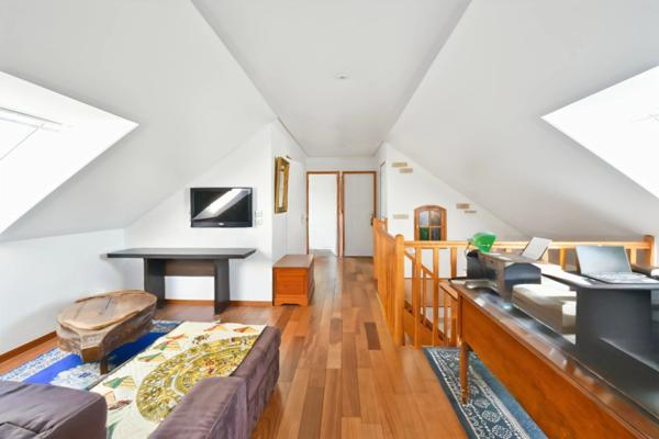 Maison à vendre 7 pièces 4 chambres BALLAINVILLIERS (91) 180m² -surface au sol 210m²-sur terrain arborée de 756m²