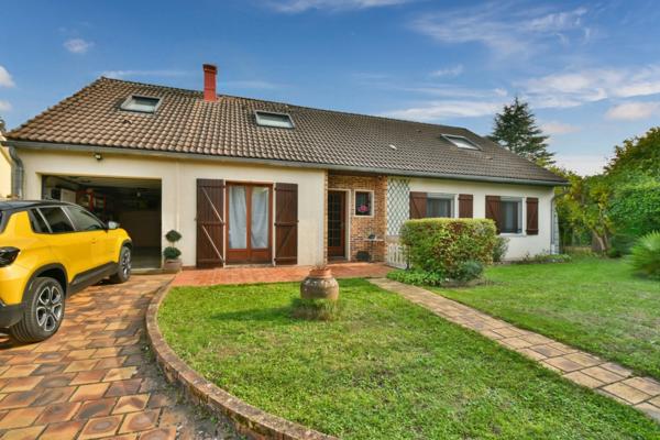 Maison à vendre 7 pièces 4 chambres BALLAINVILLIERS (91) 180m² -surface au sol 210m²-sur terrain arborée de 756m²