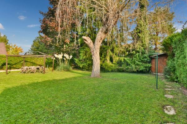 Maison à vendre 7 pièces 4 chambres BALLAINVILLIERS (91) 180m² -surface au sol 210m²-sur terrain arborée de 756m²