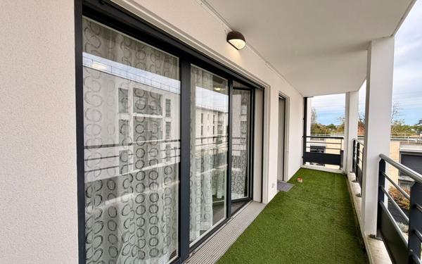 Appartement à vendre    3 pièces • 62 m2 Bordeaux