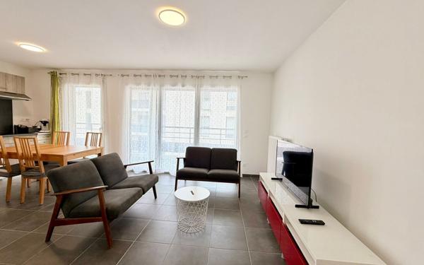 Appartement à vendre    3 pièces • 62 m2 Bordeaux