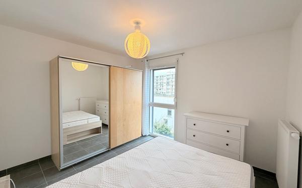 Appartement à vendre    3 pièces • 62 m2 Bordeaux