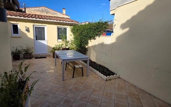 Maison à vendre    4 pièces •  Bègles