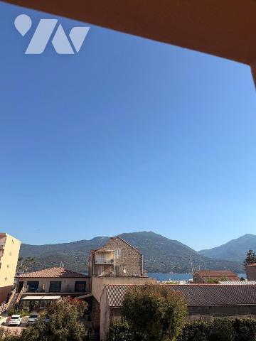 Appartement T3 de 98 m² avec loggia au coeur de Propriano