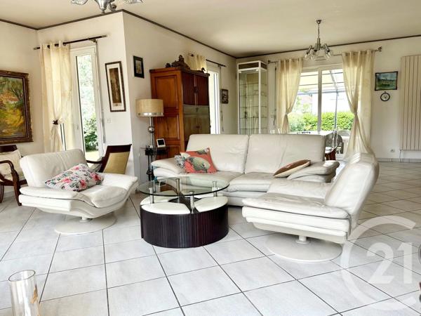 Maison à vendre  8 pièces - 159,07 m 2   VILLIERS SUR MARNE  - 94