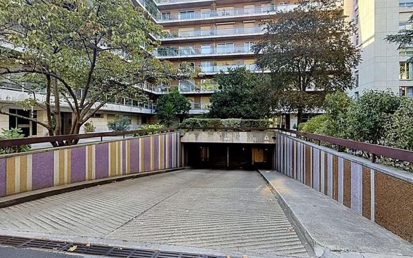 Stationnement à vendre