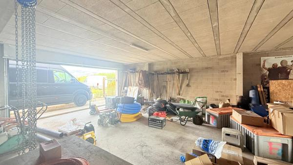 Location Local commercial 2 pièces 105 m2 à Pourrières