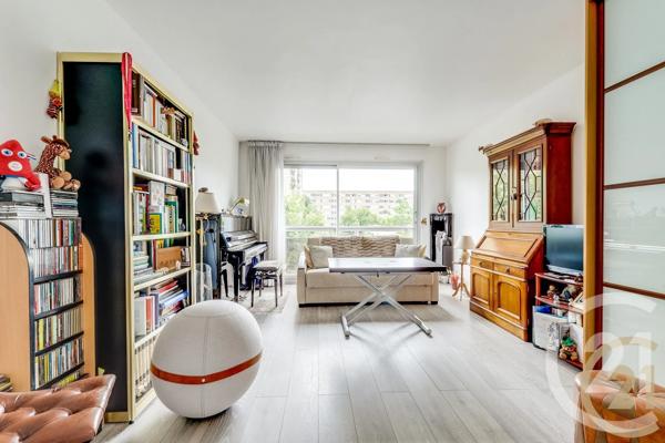 Appartement F1 à vendre  1 pièce - 30,60 m 2   LES LILAS  - 93