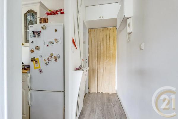 Appartement F1 à vendre  1 pièce - 30,60 m 2   LES LILAS  - 93