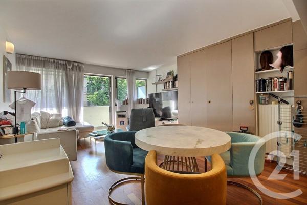 Appartement F2 à vendre  2 pièces - 46 m2 CHARENTON LE PONT - 94