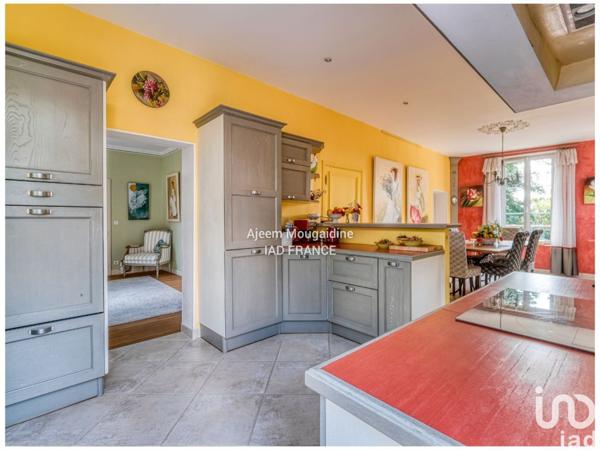 Maison à vendre 9 pièces 226 m² Dammartin-en-Goële