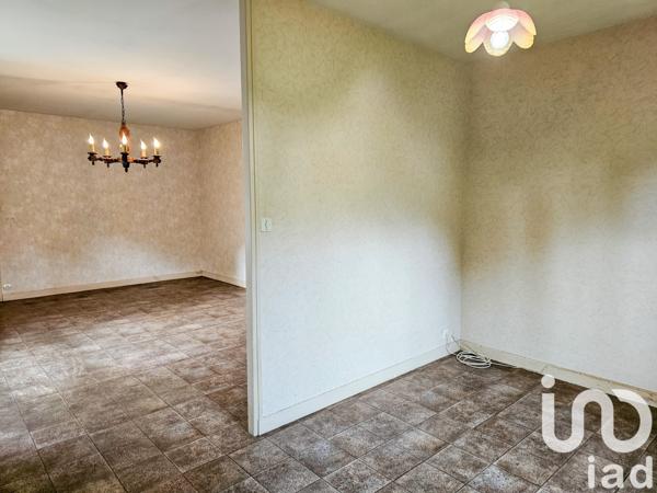 Maison 4 pièces de 92 m² à Cussac (87150)