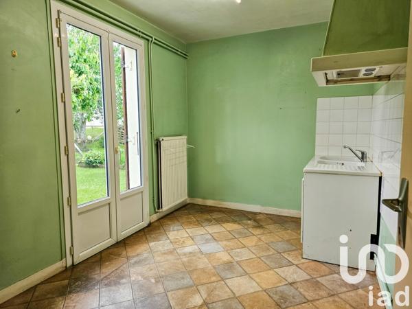 Maison 4 pièces de 92 m² à Cussac (87150)