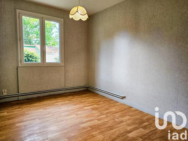 Maison 4 pièces de 92 m² à Cussac (87150)