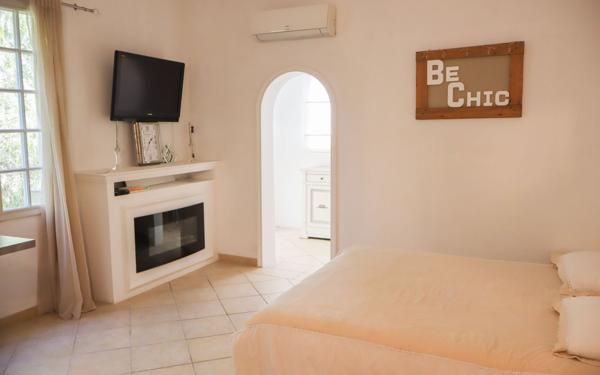 Maison à vendre    5 pièces •  Toulon