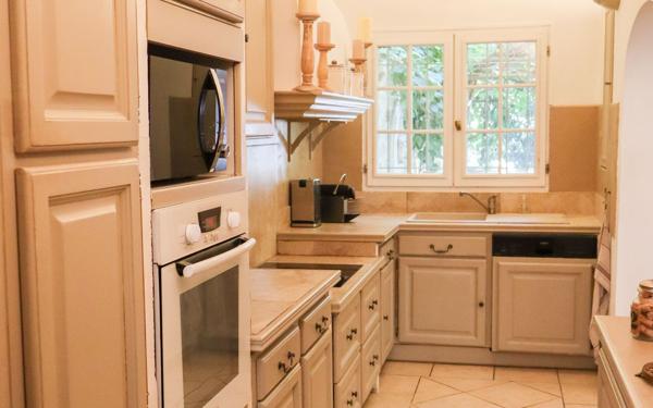 Maison à vendre    5 pièces •  Toulon