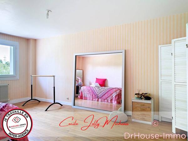 Maison à vendre 6 pièces de 205 m²