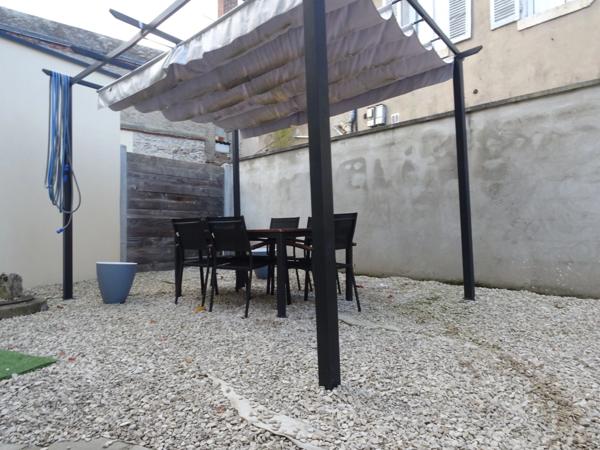 Local/bureau à vendre SULLY SUR LOIRE (45)