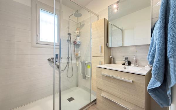 Maison à vendre    3 pièces •  Royan