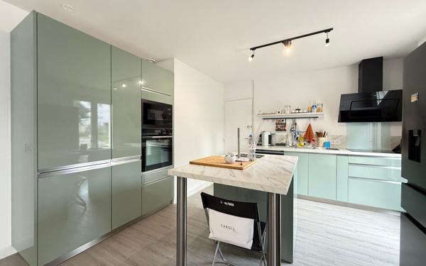 Maison à vendre    3 pièces •  Royan