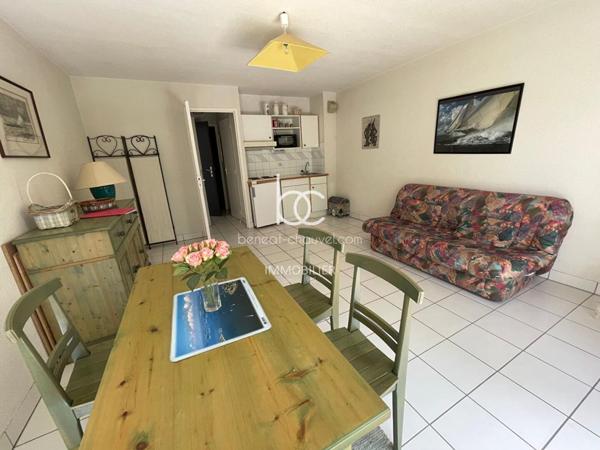 ARZON Appartement 2 pièces 33 m²