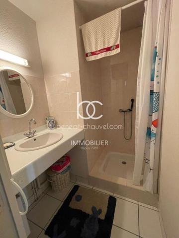 ARZON Appartement 2 pièces 33 m²
