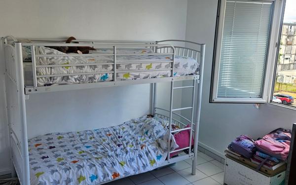 Appartement à vendre    4 pièces • 96,83 m2 Pointe-à-Pitre