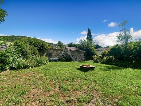 Maison plain pied avec grange, belle rénovation!