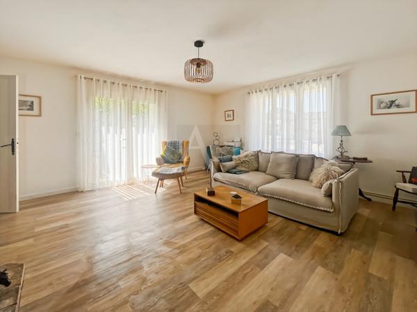 Maison plain pied avec grange, belle rénovation!