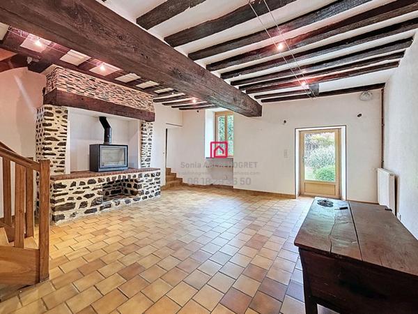 Maison  115 m2 avec dépendances et étang