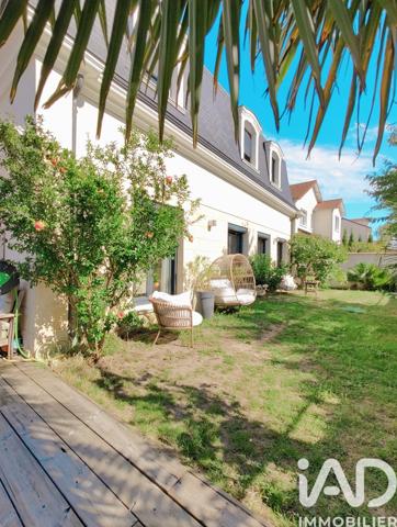 Maison à vendre 6 pièces 156 m² Carrières-sur-Seine