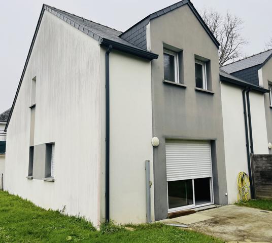 Treillières (44119) En vente pour petite famille ou investisseur à Treillières (44) : maison clé en main de type 4 proche commerce