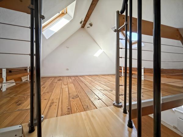 67201 ECKBOLSHEIM – 2 PIÈCES – DERNIER ÉTAGE – MEZZANINE – CALME – CAVE