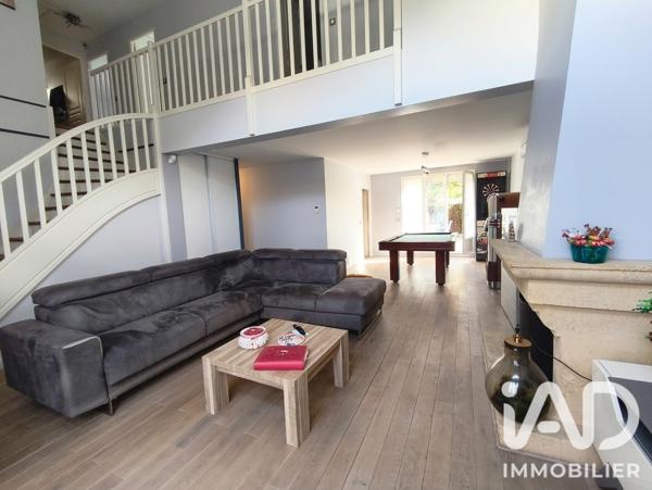 Maison à vendre 6 pièces 178 m² Thiais