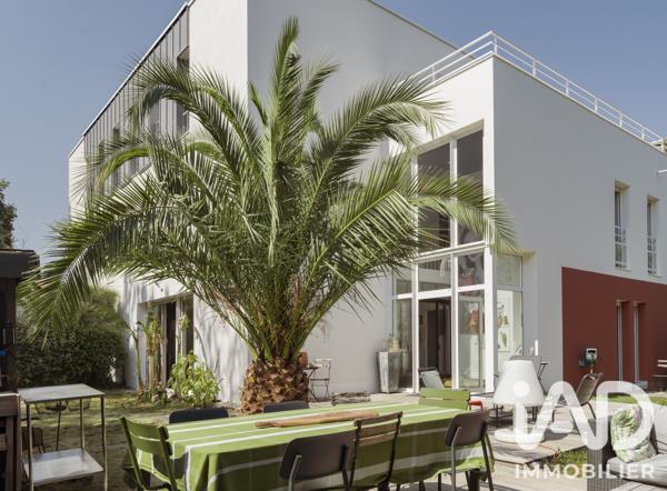 Maison à vendre 9 pièces 208 m² Rezé