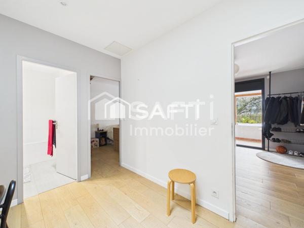 Maison familiale, grand terrain, plain-pied, 4 chambres.