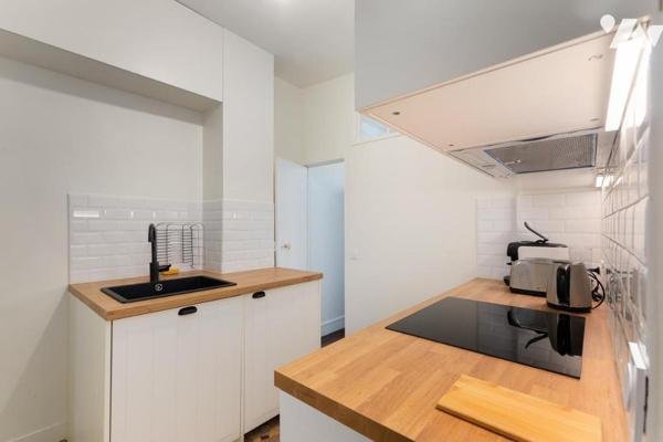 Vente en Nue-propriété Appartement 2 pièces Loué au cœur de Montmartre