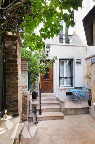 Vente en Nue-propriété Appartement 2 pièces Loué au cœur de Montmartre
