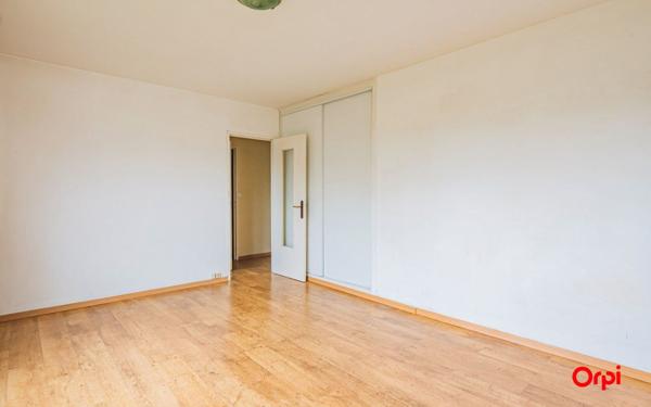 Appartement à vendre    1 pièce • 30 m2 Reims